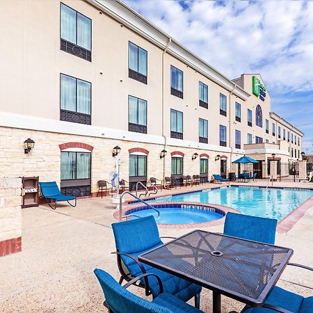 Holiday Inn Express Hotel & Suites Floresville By Ihg Dış mekan fotoğraf