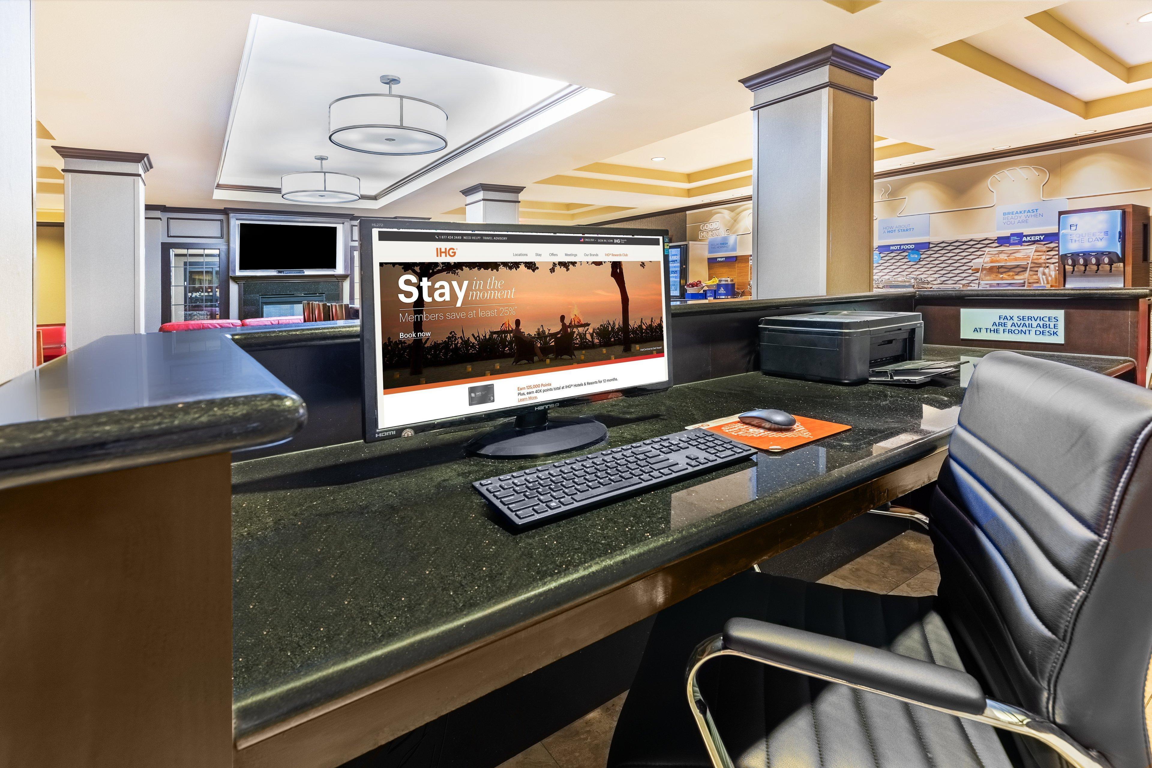 Holiday Inn Express Hotel & Suites Floresville By Ihg Dış mekan fotoğraf