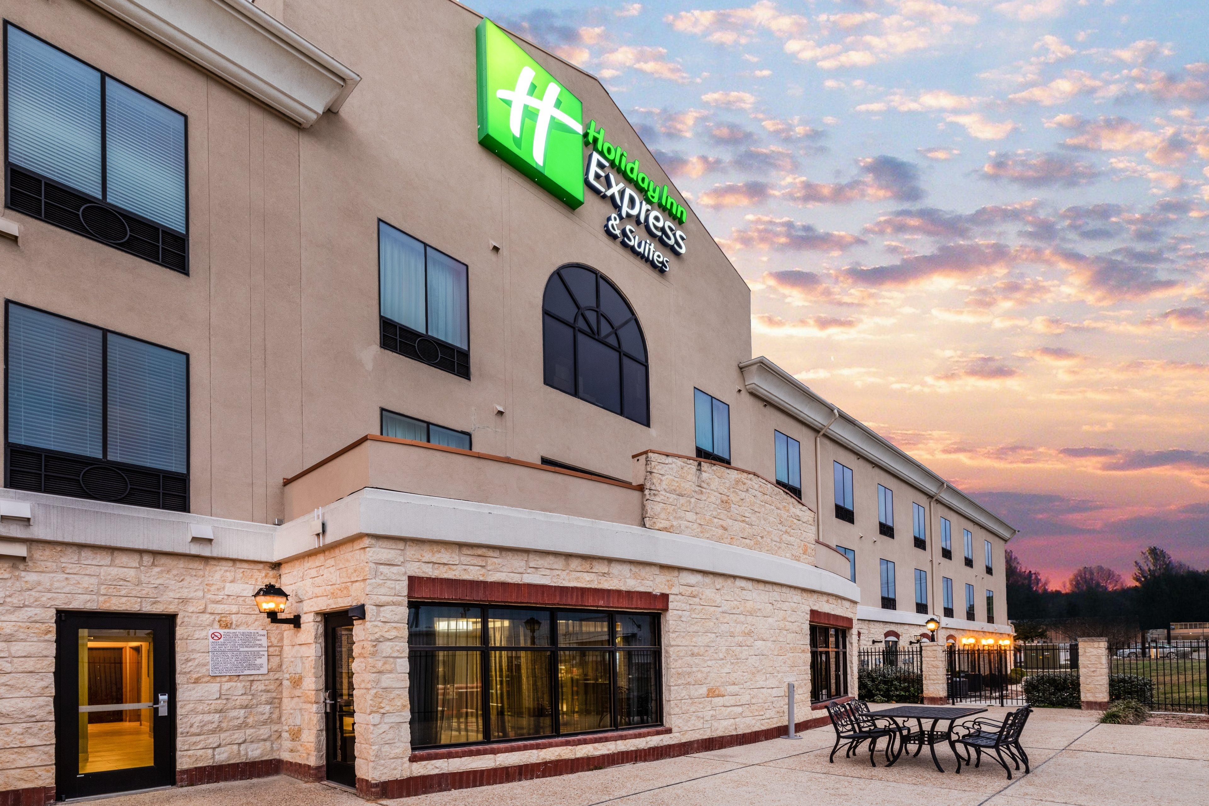 Holiday Inn Express Hotel & Suites Floresville By Ihg Dış mekan fotoğraf